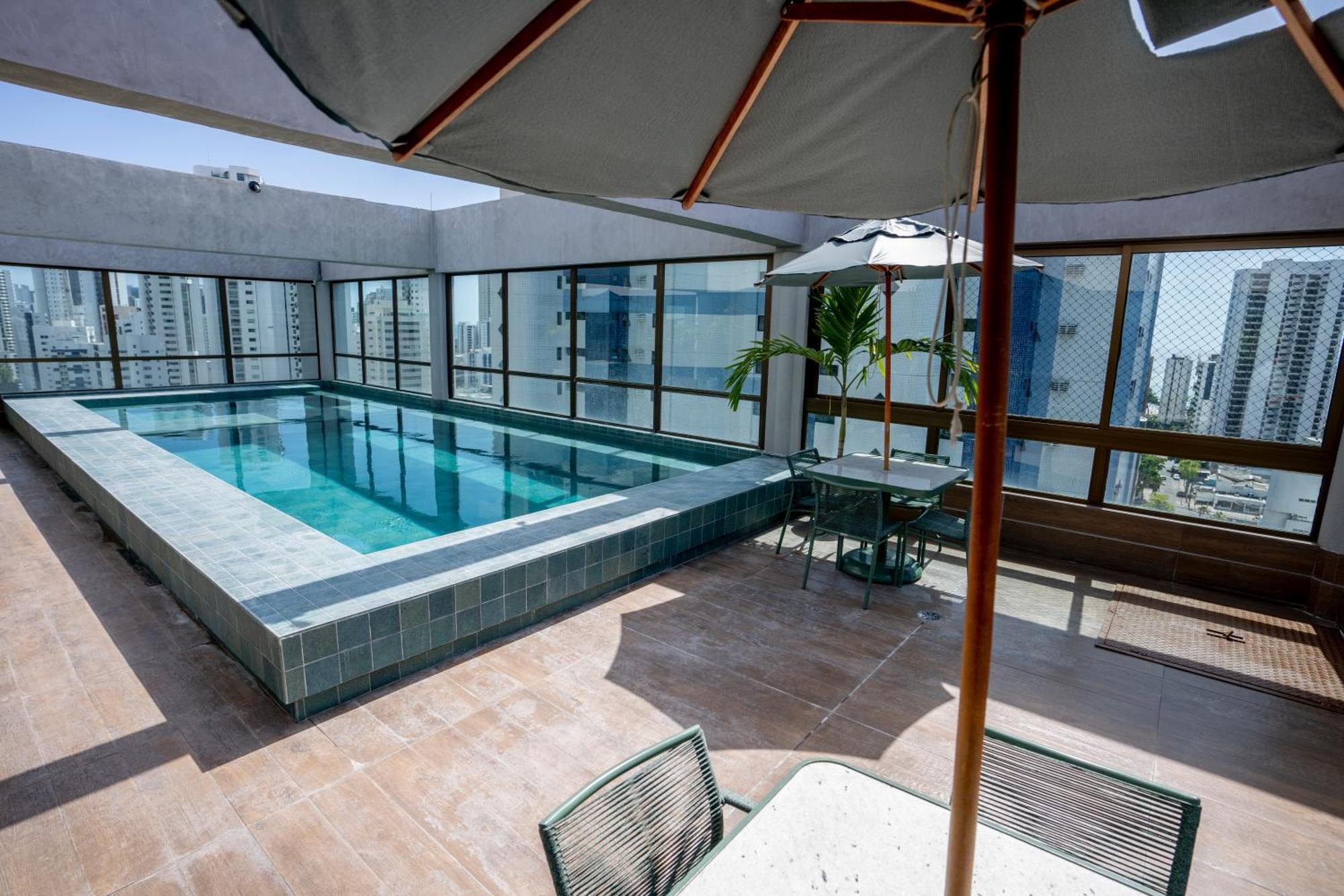 Apartment Rooftop 470 *